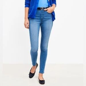 LOFT outlet curvy skinny ankle jeans Women’s 12 denim blue jean casual EUC